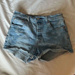 High waisted 501 Levi shorts
